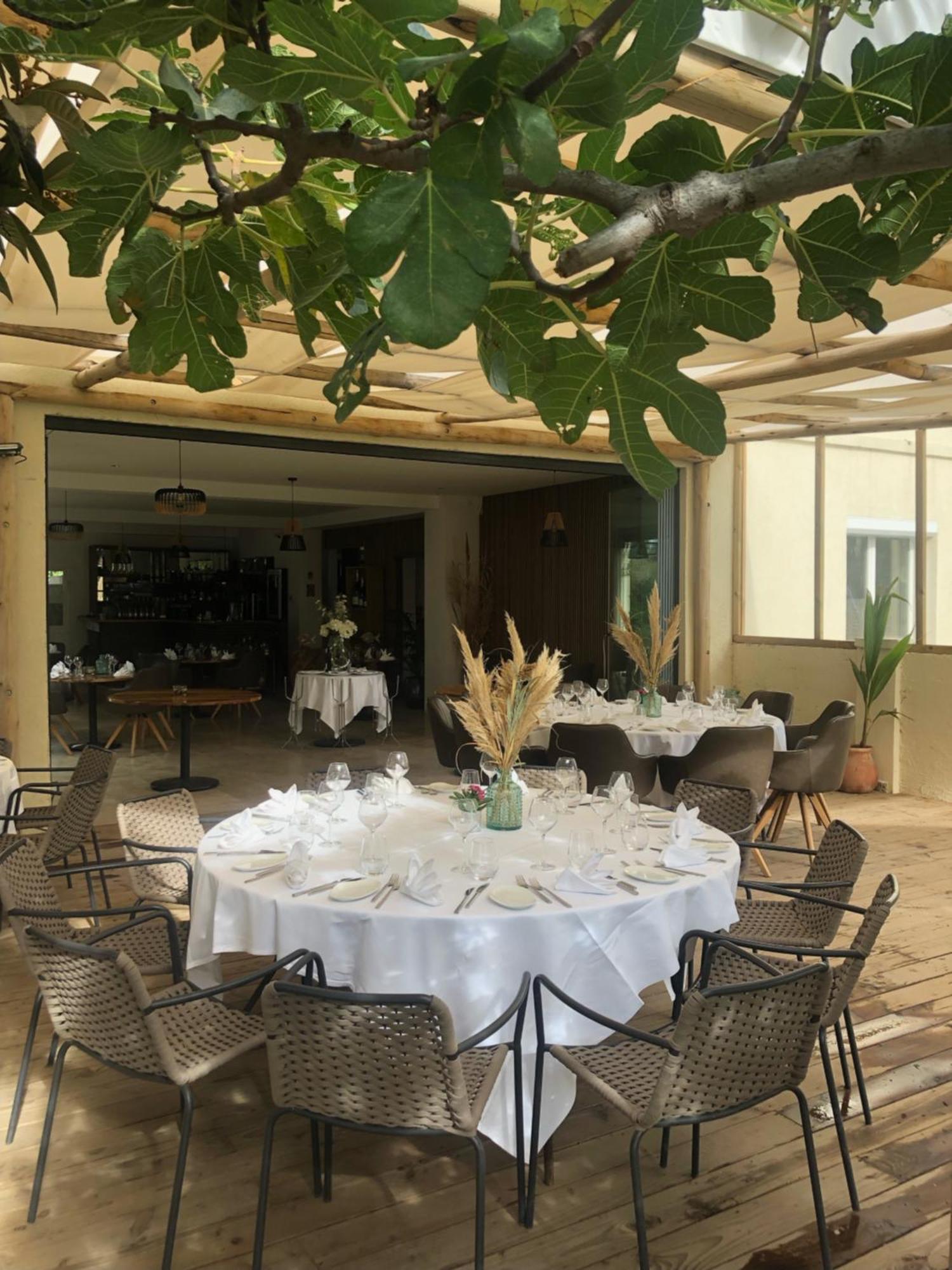 Hotel De La Mer Hyeres Bagian luar foto